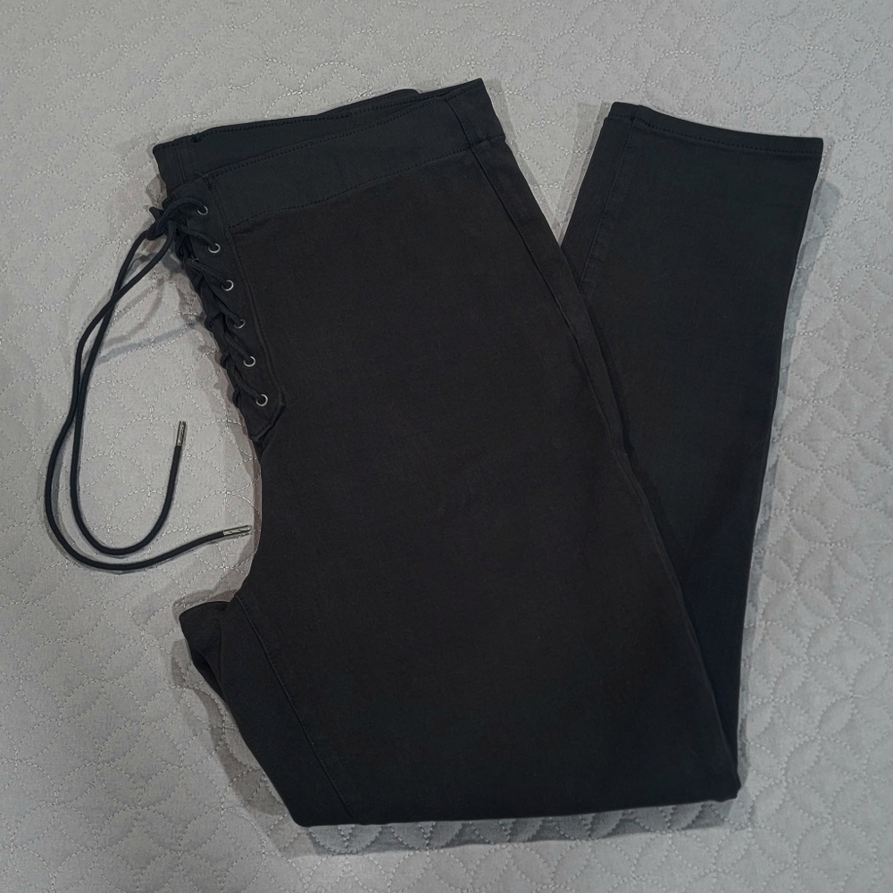 American Eagle 360° Ne(X)t Level Stretch High-Waisted Crop Jegging